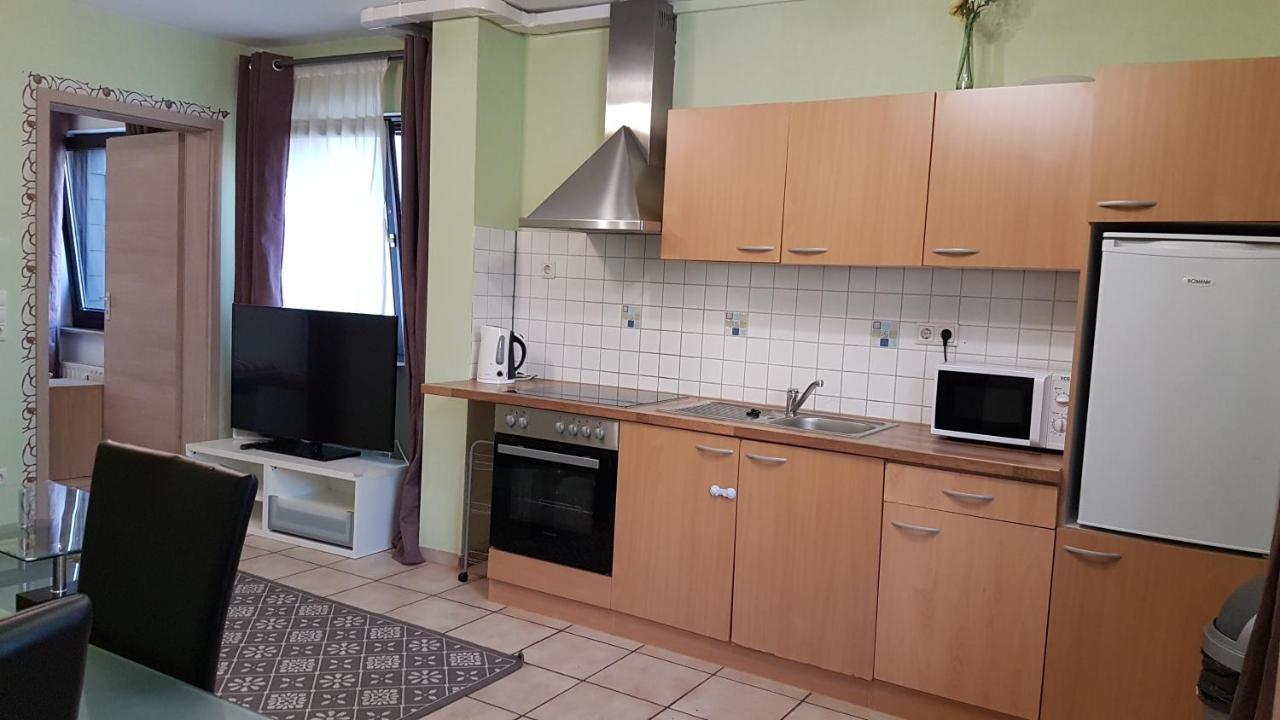 Flats-4U - Cosy, Quite & Clean Apartments In The City บอนน์ ภายนอก รูปภาพ