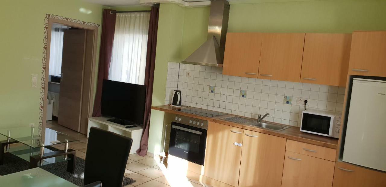 Flats-4U - Cosy, Quite & Clean Apartments In The City บอนน์ ภายนอก รูปภาพ